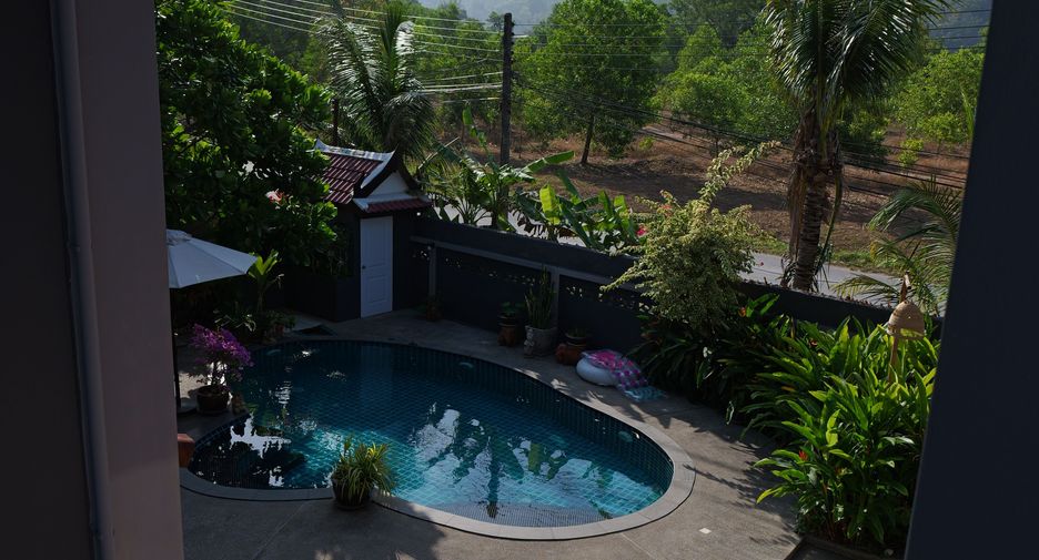 Casa en alquiler de 4 habitaciones en Kathu, Phuket