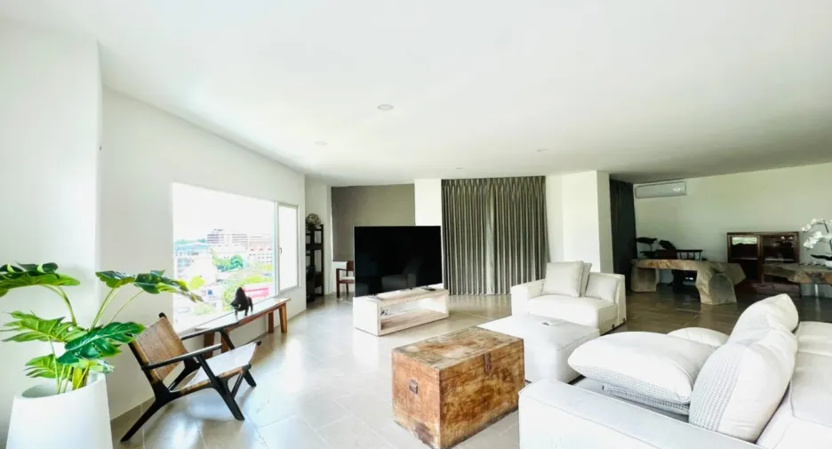 For sale and for rent 2 bedrooms condo in Mueang Chiang Mai, Chiang Mai
