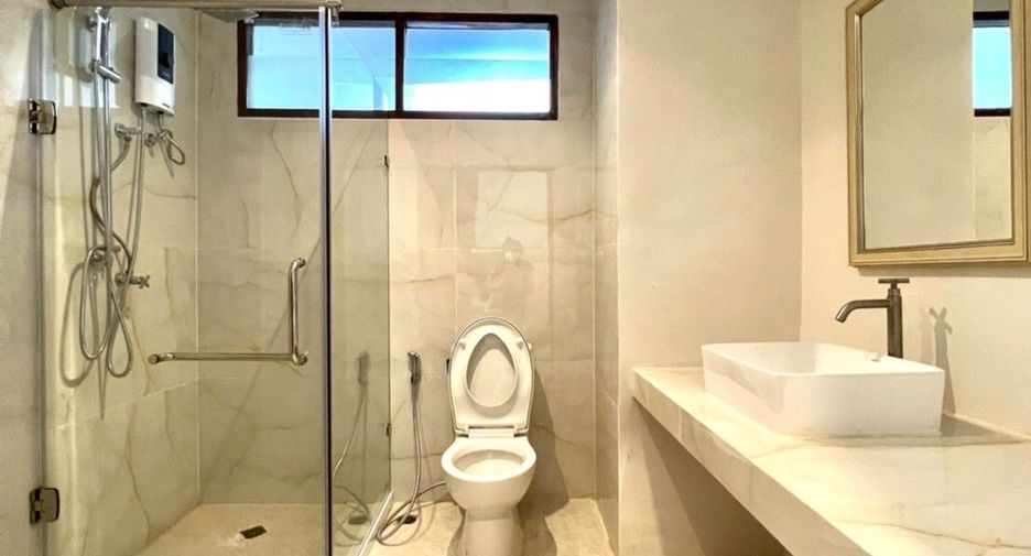 For sale and for rent 2 bedrooms condo in Mueang Chiang Mai, Chiang Mai