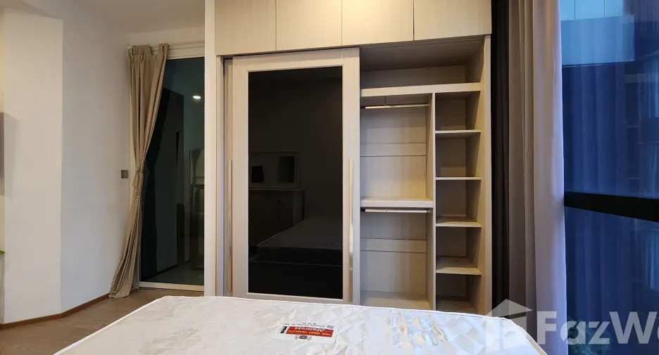 For sale studio condo in Bang Rak, Bangkok