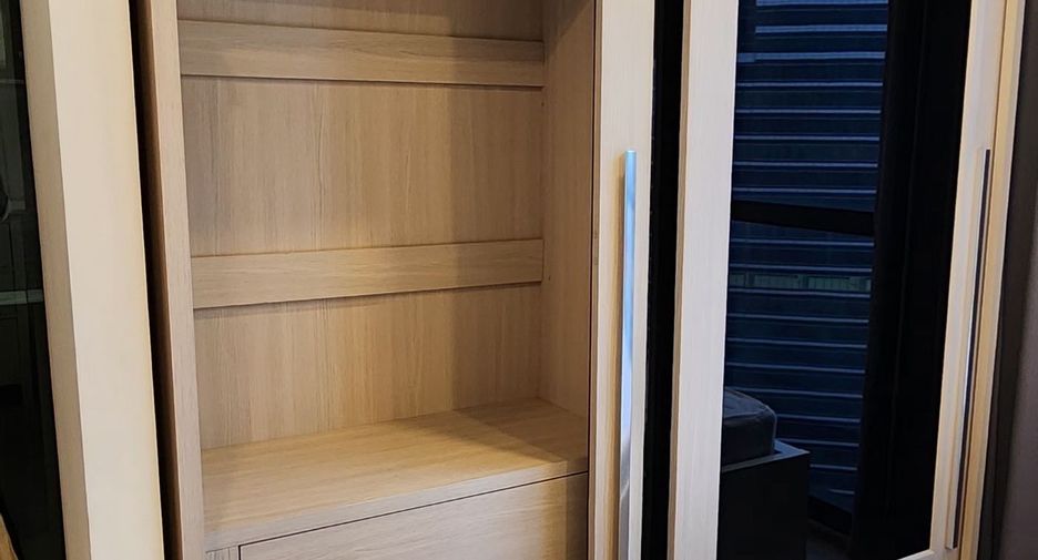 For sale studio condo in Bang Rak, Bangkok