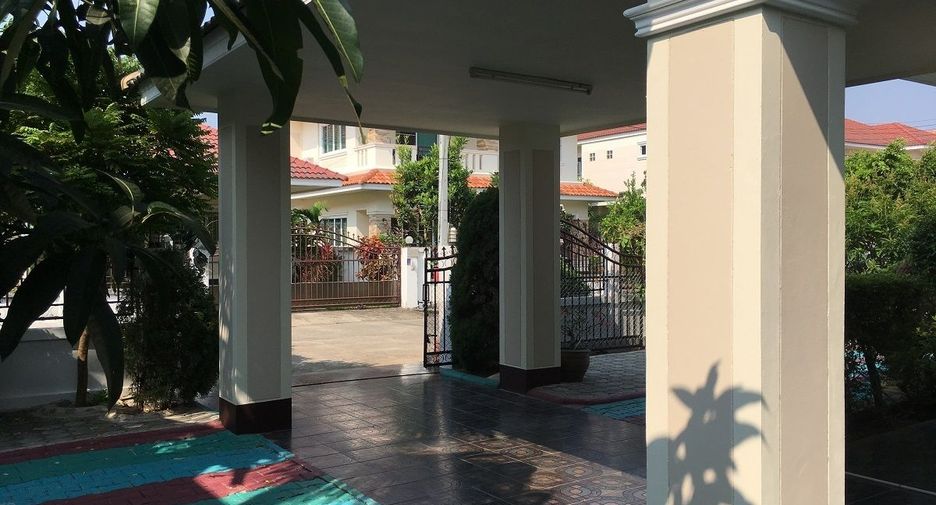 出售 3 卧室 独立屋 在 San Kamphaeng, Chiang Mai
