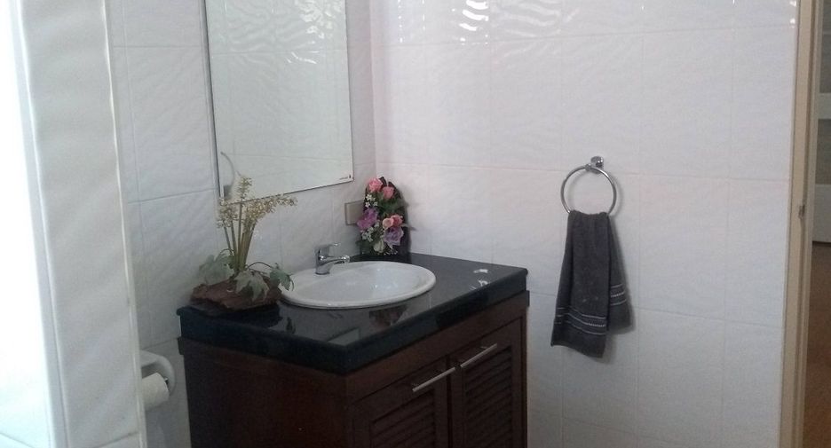 出售 3 卧室 独立屋 在 San Kamphaeng, Chiang Mai