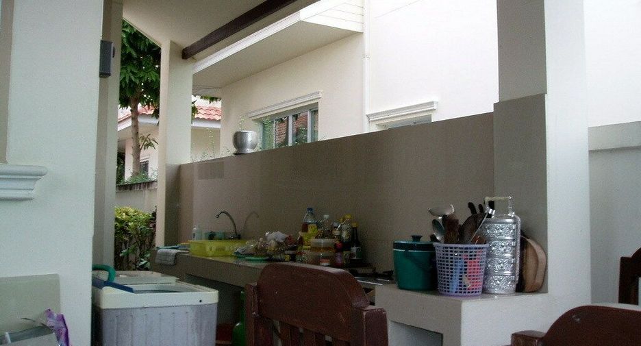 出售 3 卧室 独立屋 在 San Kamphaeng, Chiang Mai