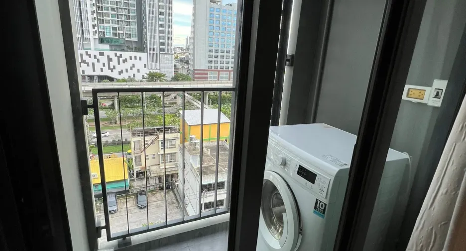 À vendre et à louer studio condo à Khlong San, Bangkok