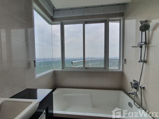 For sale 4 bedrooms condo in Yan Nawa, Bangkok