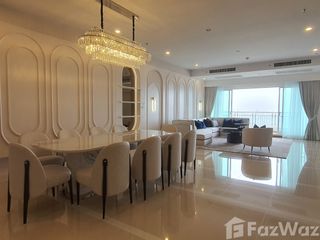 For sale 4 bedrooms condo in Yan Nawa, Bangkok
