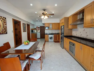 For rent 2 bedrooms condo in Bang Lamung, Chonburi