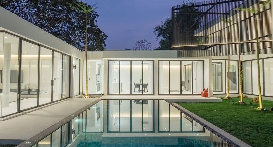 Villa zum Kauf mit 4 Zimmer in Hang Dong, Chiang Mai