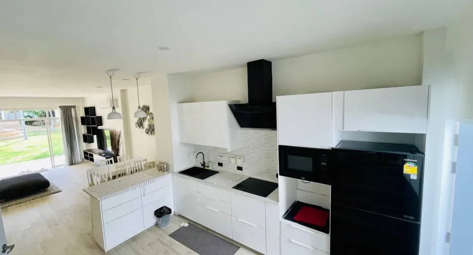 For rent 2 bedrooms townhouse in Hua Hin, Prachuap Khiri Khan