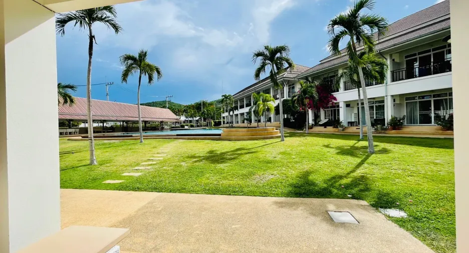 For rent 2 bedrooms townhouse in Hua Hin, Prachuap Khiri Khan