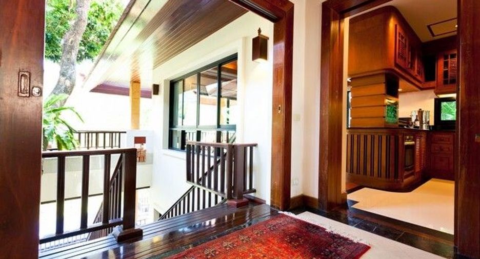 À vendre et à louer 4 chambres villa à Mueang Phuket, Phuket