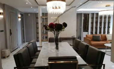 For sale 3 bedrooms condo in Pathum Wan, Bangkok