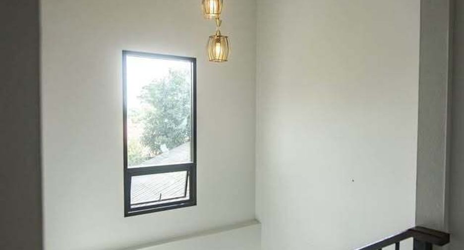 Casa en venta de 3 habitaciones en San Kamphaeng, Chiang Mai