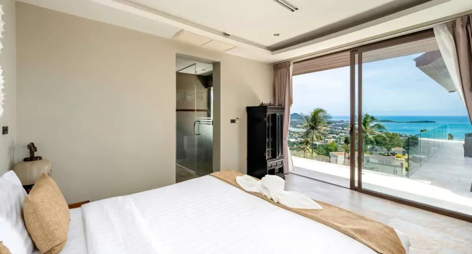 For sale 4 bedrooms villa in Ko Samui, Surat Thani