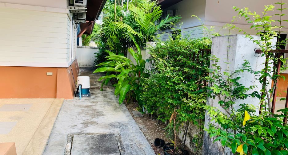 For rent 3 bedrooms house in Hua Hin, Prachuap Khiri Khan