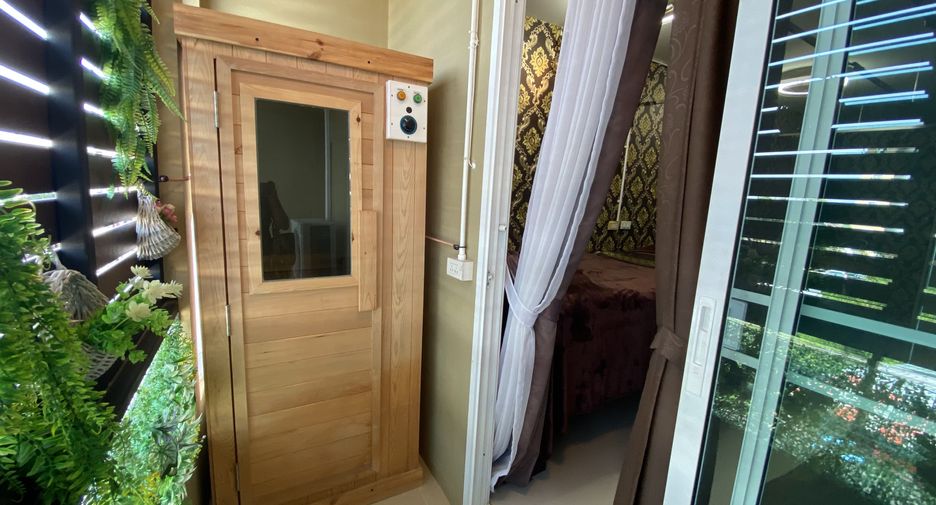 For rent 3 bedrooms retail Space in Bang Lamung, Chonburi