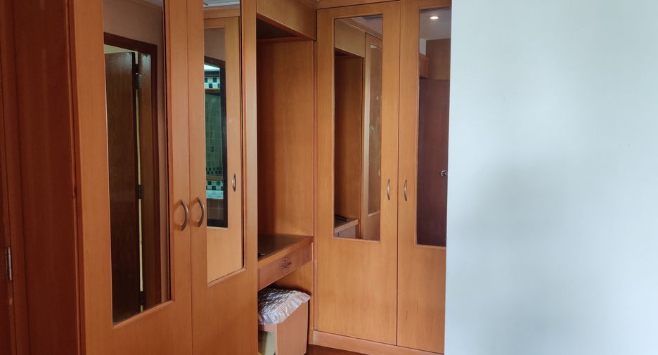 For rent 2 bedrooms condo in Hua Hin, Prachuap Khiri Khan