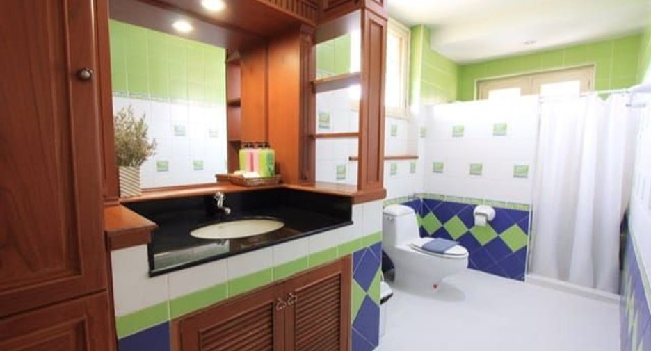 Casa en alquiler de 4 habitaciones en Mueang Chiang Mai, Chiang Mai
