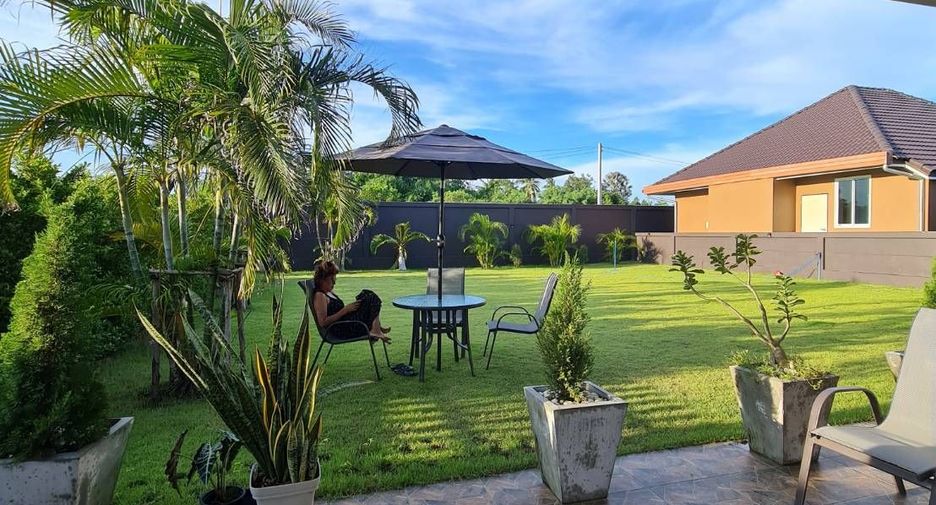 For sale and for rent 3 bedrooms house in Pran Buri, Prachuap Khiri Khan