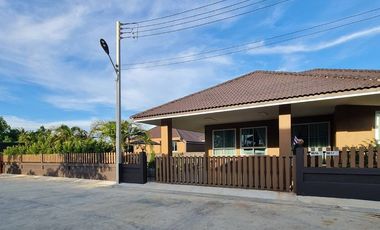 À vendre et à louer 3 chambres maison à Pran Buri, Prachuap Khiri Khan