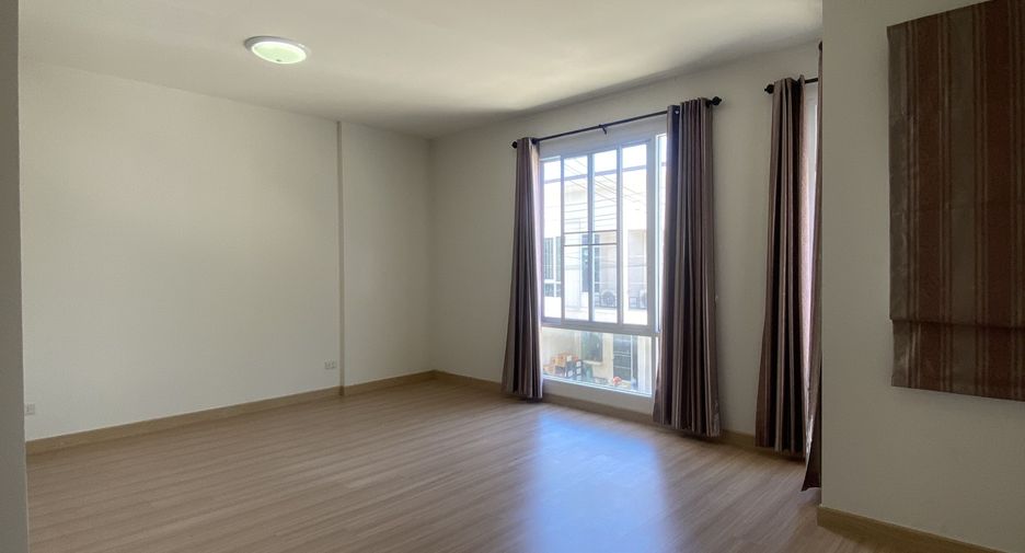 Casa en venta de 3 habitaciones en Saraphi, Chiang Mai