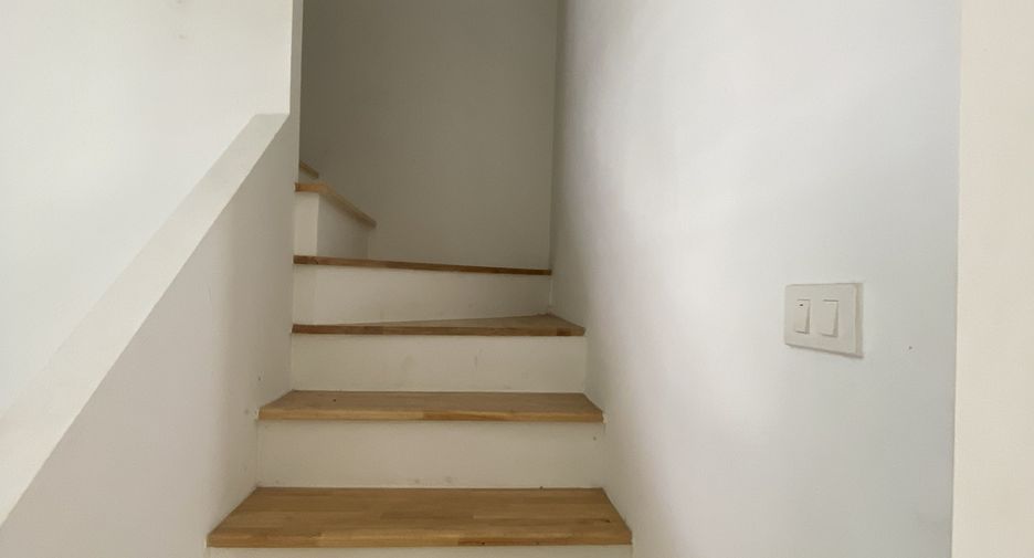 Casa en venta de 3 habitaciones en Saraphi, Chiang Mai