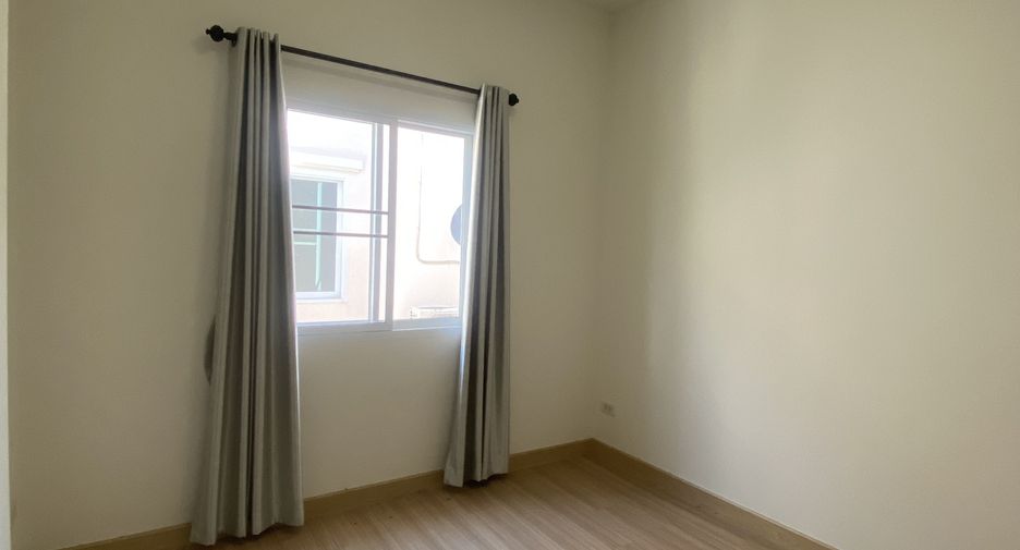 Casa en venta de 3 habitaciones en Saraphi, Chiang Mai