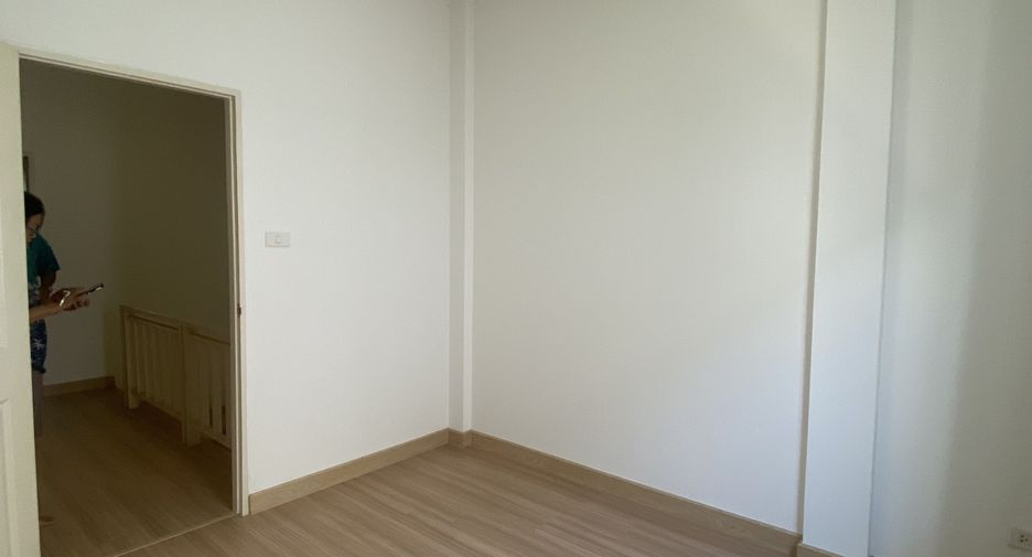 Casa en venta de 3 habitaciones en Saraphi, Chiang Mai
