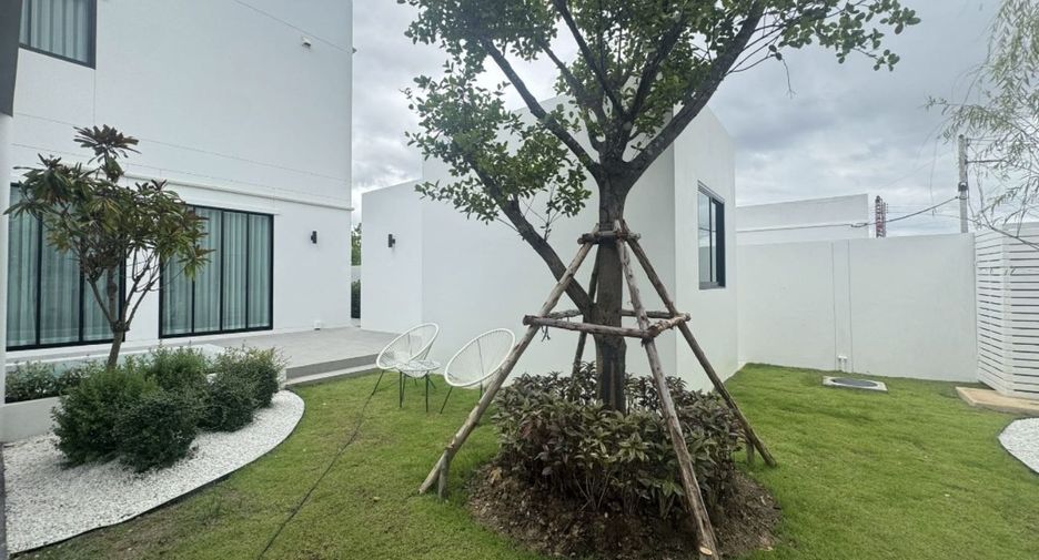 For sale 4 bedrooms villa in Hang Dong, Chiang Mai
