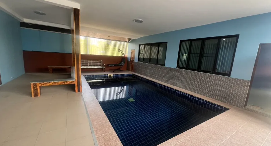 For rent 4 bedrooms villa in Hua Hin, Prachuap Khiri Khan