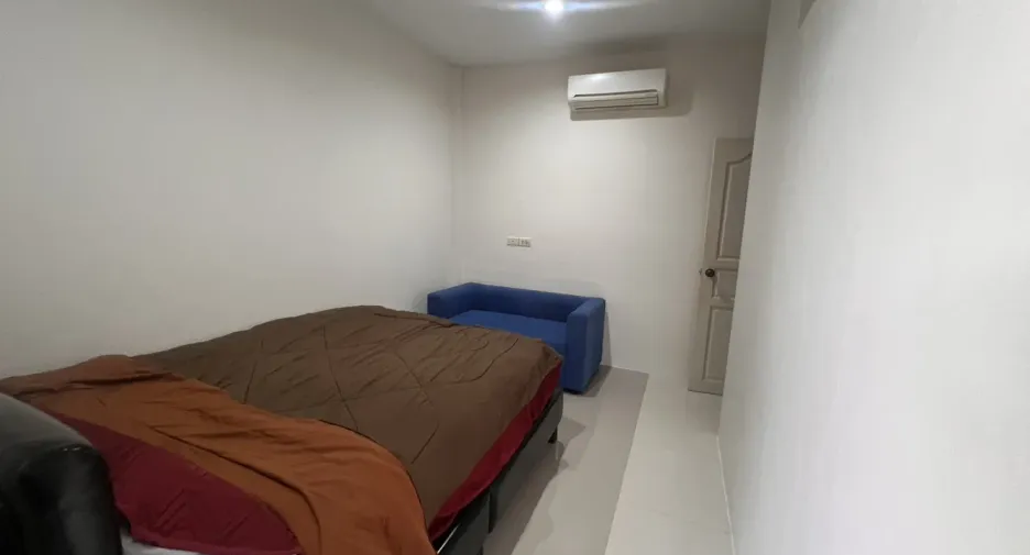 For rent 4 bedrooms villa in Hua Hin, Prachuap Khiri Khan