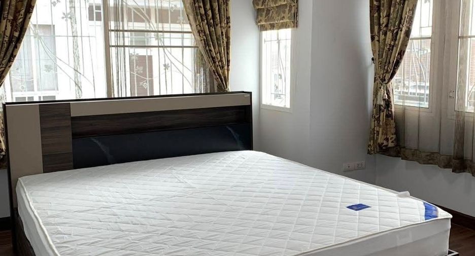 For rent 3 bedrooms house in Doi Saket, Chiang Mai