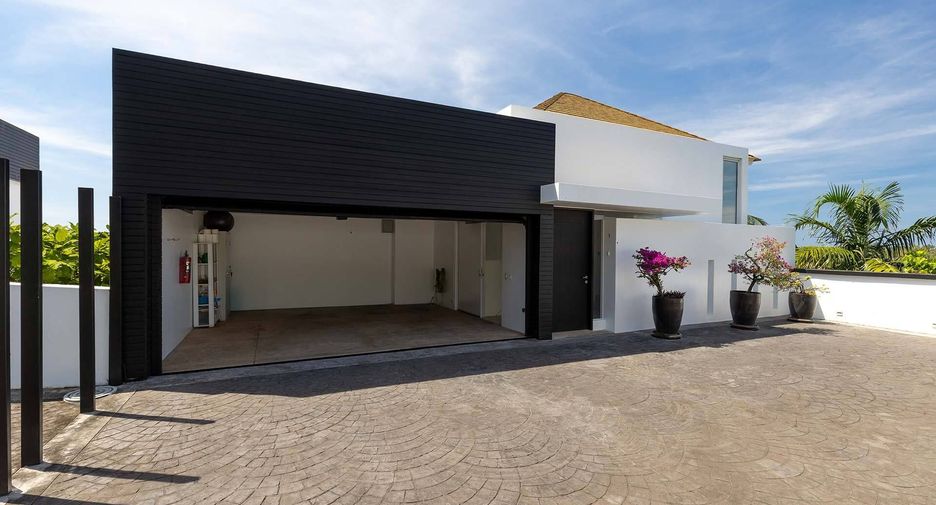 For sale 6 bedrooms villa in Thalang, Phuket