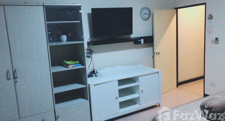 Casa adosada en venta de 2 habitaciones en Mueang Samut Prakan, Samut Prakan