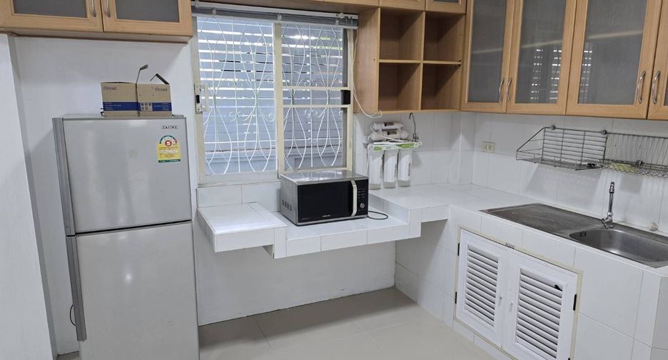 For rent 3 bedrooms villa in Doi Saket, Chiang Mai