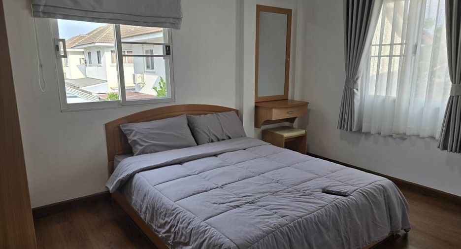 For rent 3 bedrooms villa in Doi Saket, Chiang Mai