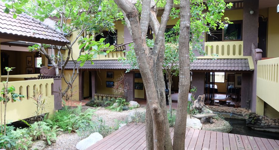 For sale 5 bedrooms house in Doi Saket, Chiang Mai