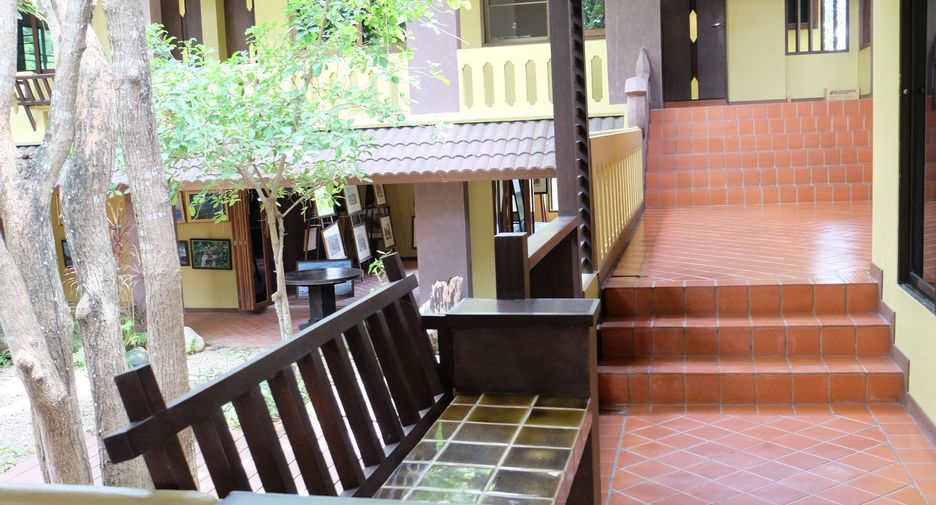 For sale 5 bedrooms house in Doi Saket, Chiang Mai