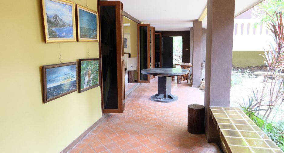For sale 5 bedrooms house in Doi Saket, Chiang Mai