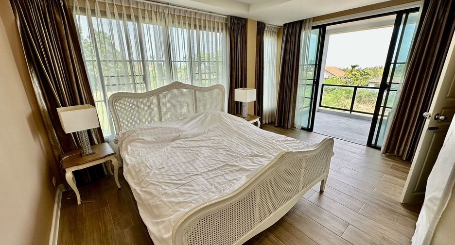 À vendre et à louer 4 chambres maison à Hua Hin, Prachuap Khiri Khan