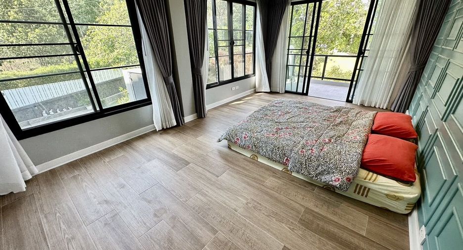 À vendre et à louer 4 chambres maison à Hua Hin, Prachuap Khiri Khan