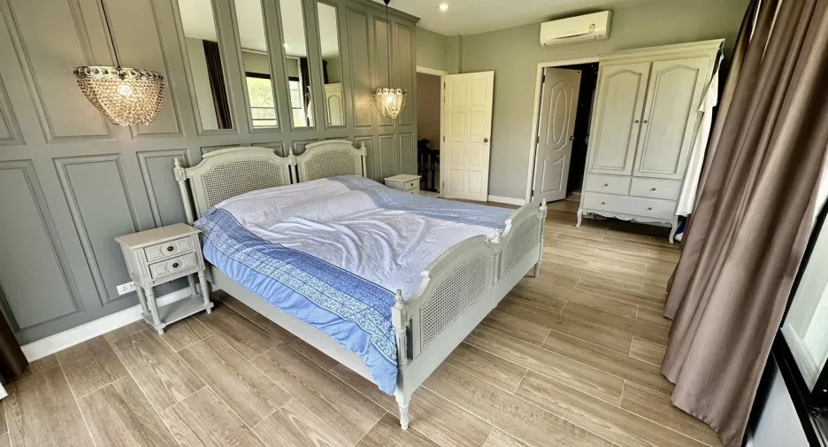 À vendre et à louer 4 chambres maison à Hua Hin, Prachuap Khiri Khan