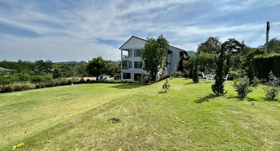 À vendre et à louer 4 chambres maison à Hua Hin, Prachuap Khiri Khan