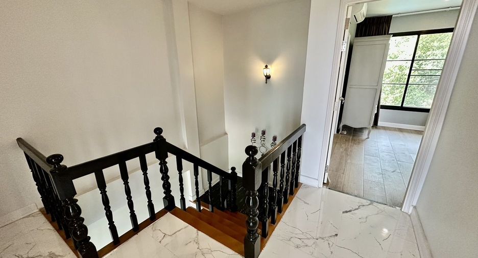 À vendre et à louer 4 chambres maison à Hua Hin, Prachuap Khiri Khan