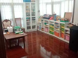 For sale and for rent 4 bedrooms house in Taling Chan, Bangkok
