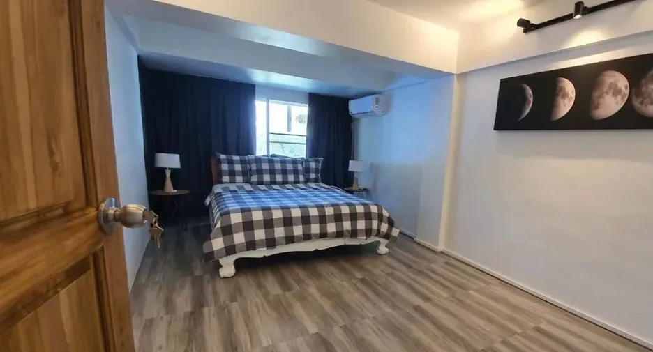 For sale and for rent 2 bedrooms condo 