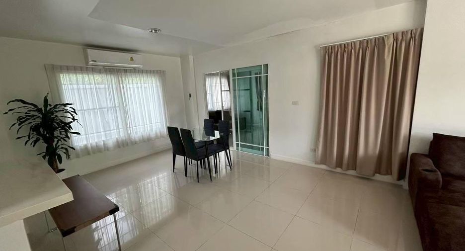 Casa en alquiler de 3 habitaciones en Mueang Phuket, Phuket