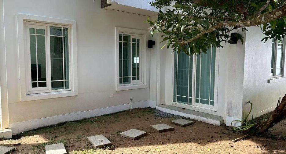 Casa en alquiler de 3 habitaciones en Mueang Phuket, Phuket