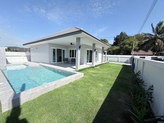 Villa en alquiler de 3 habitaciones en Hua Hin, Prachuap Khiri Khan
